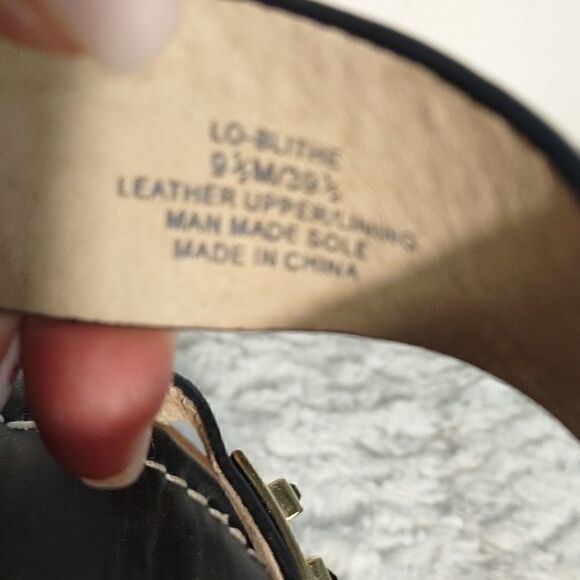 Louis et Cie Leather Gold Woman's Slingback Sandals - Picture 5 of 10